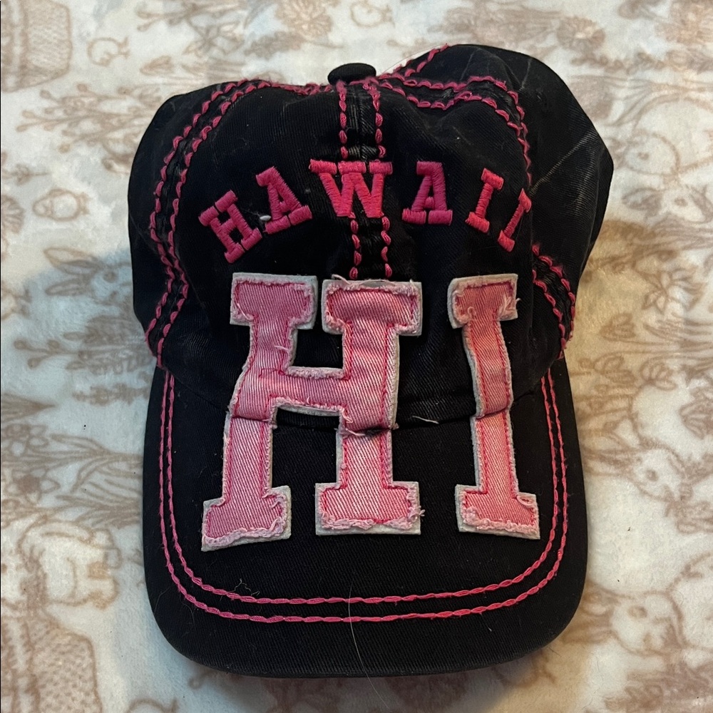 Black and Pink Hawaii Cap
